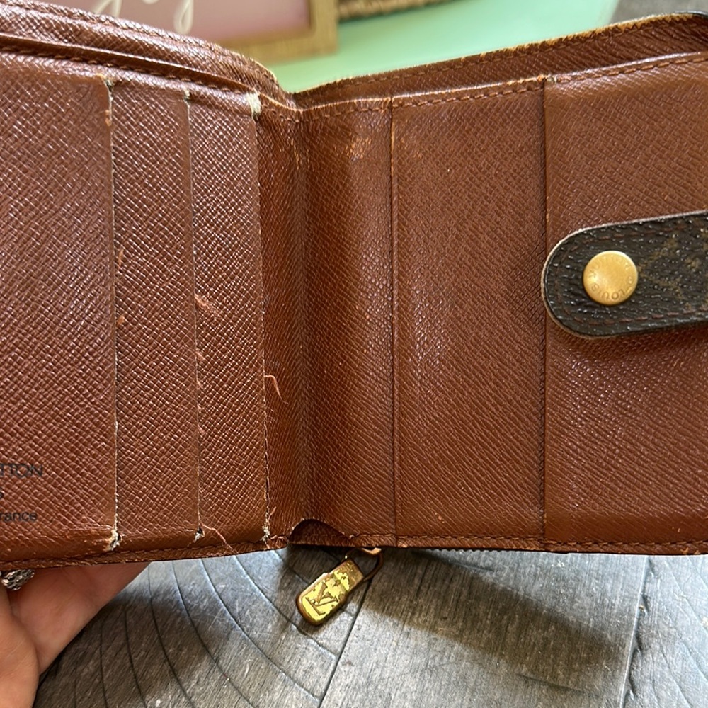 Louis Vuitton Monogram Compact Brown Zip & Snap Wallet - Picture 4 of 13
